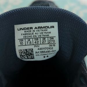 Under Armour Tennis shoes